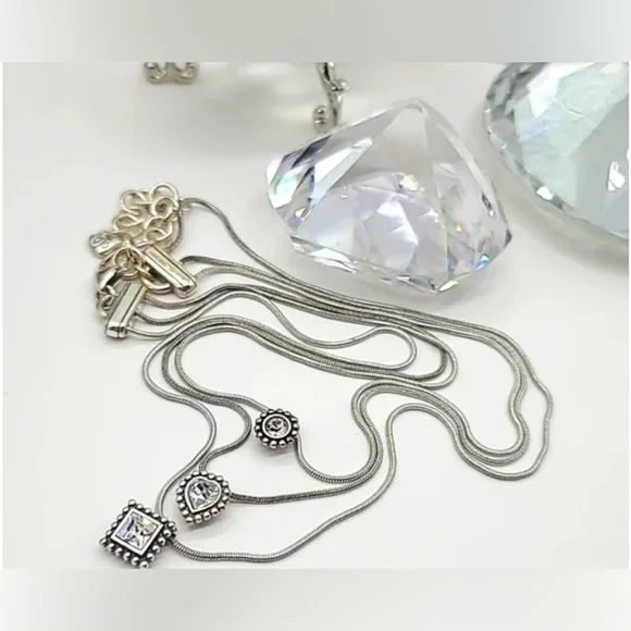 💎 RARE BRIGHTON VINTAGE Silver 3-Tier Pendant Necklace! - Picture 4 of 9